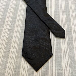 Hisdern Black Paisley Tie Necktie Hand Made #0194